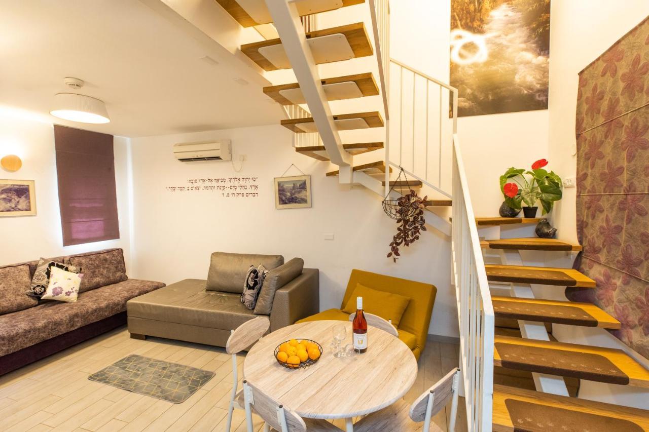 Nuriel Fruit & Guest House Sheʼar Yashuv Esterno foto